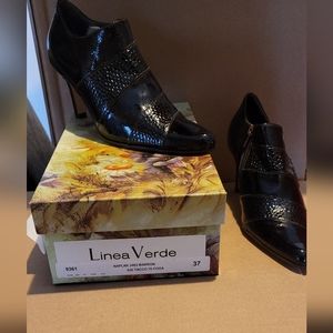 Linea Verde For Elio Size 37 Ladies ITALIAN LEATHER Maroon  Coda Heels Booties